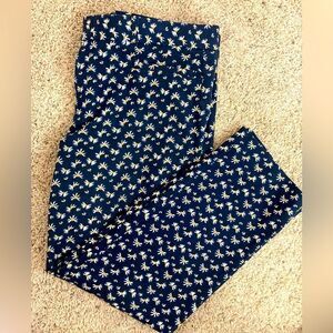 Banana Republic Daisy Print Sloan style straight leg pants w/pockets never worn